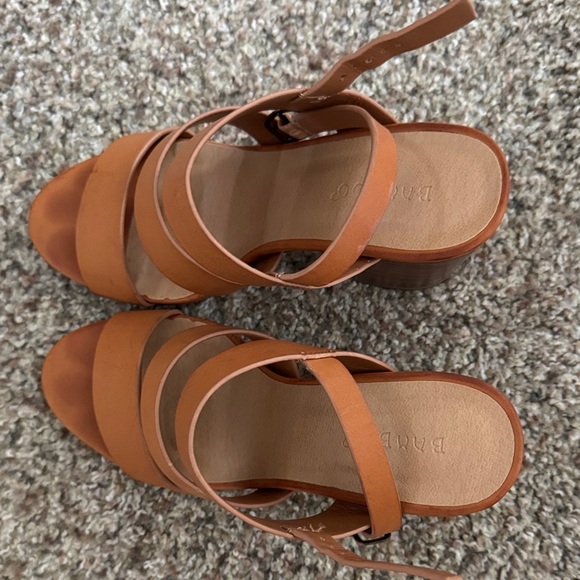 Bamboo Women's Tan Heeled Sandals - Picture 2 of 7